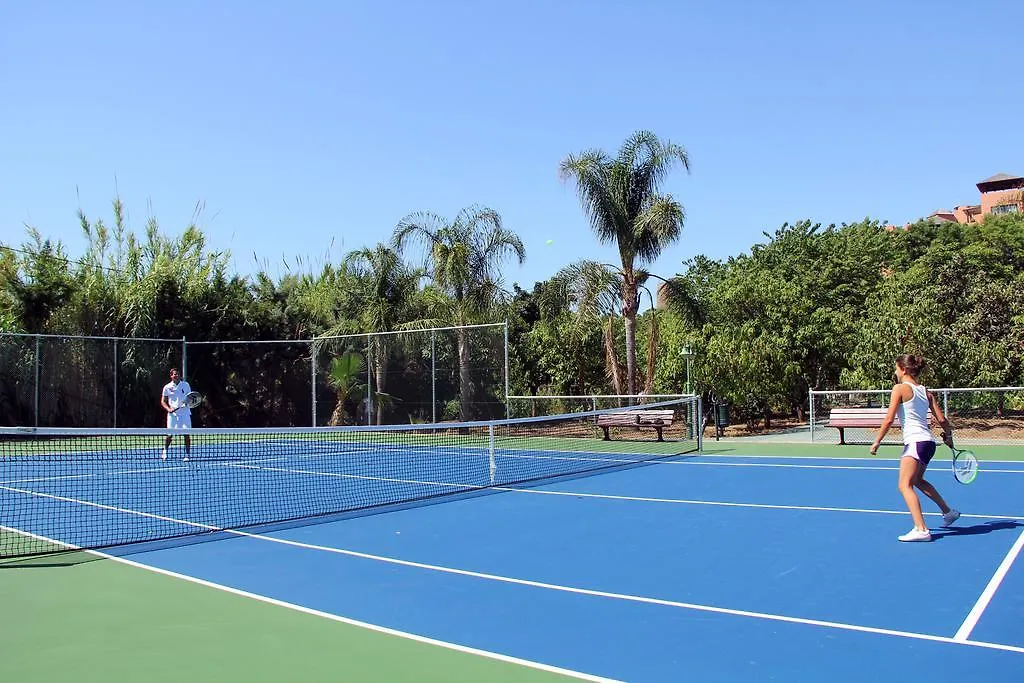 Bahia Beach Apartments Estepona