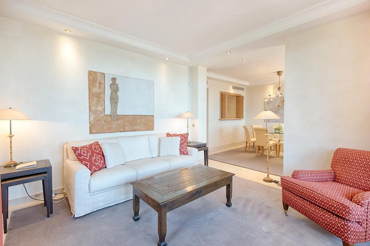 Bahia Beach Apartments Estepona
